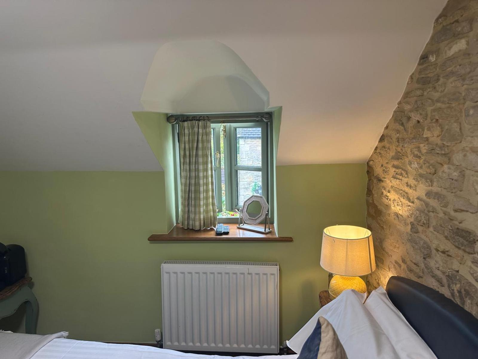 The Plough B&B Bourton-on-the-Water Bilik gambar