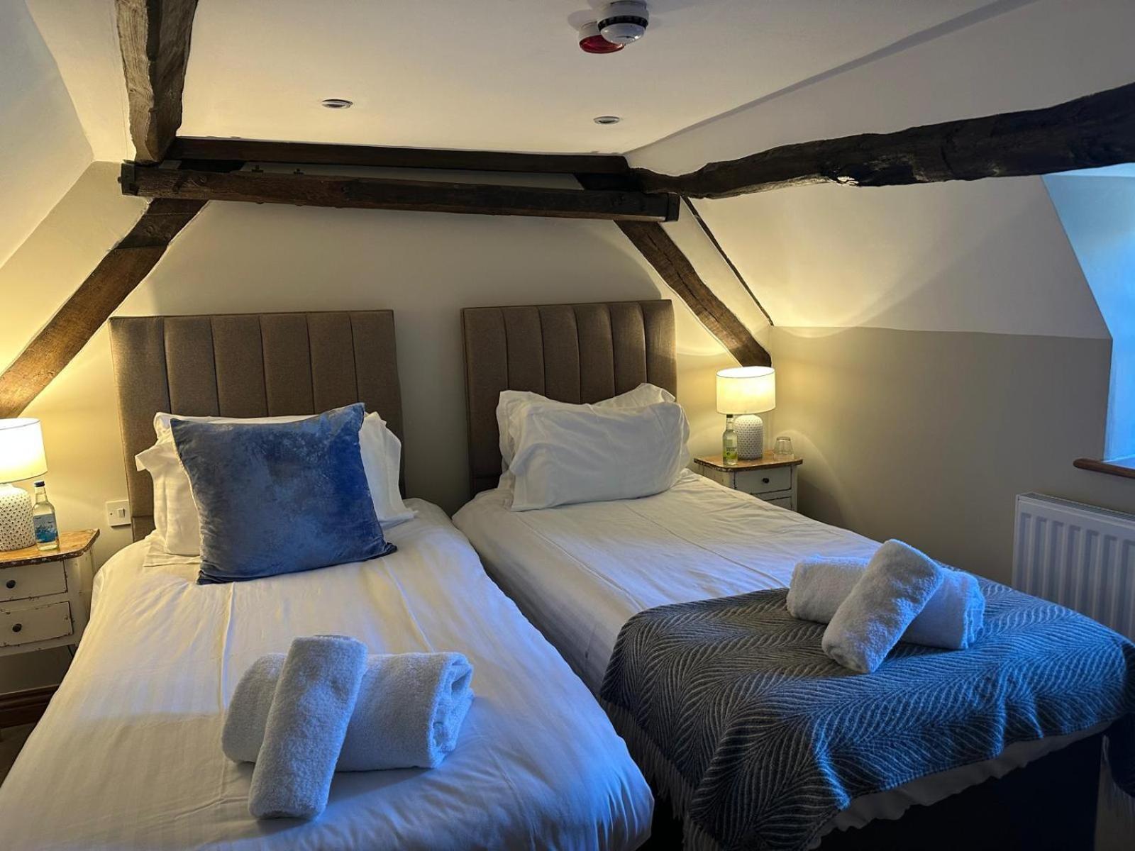 The Plough B&B Bourton-on-the-Water Bilik gambar